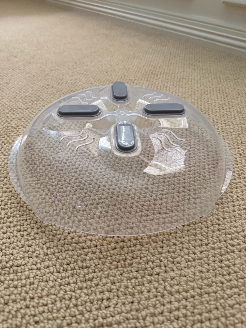 clear plastic magnetic microwave plate cover with vents!